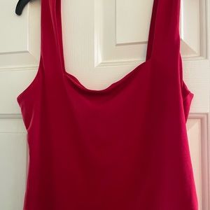 NWT Leith red crop top tank